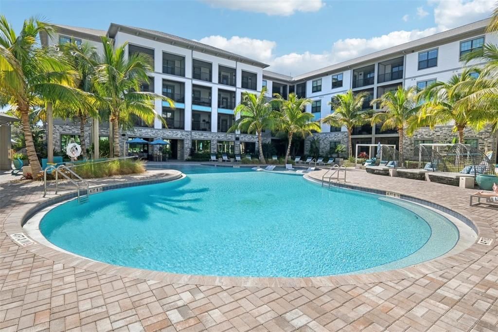 En Renta: $2,700 (3 camas, 2 baños, 1423 Pies cuadrados)