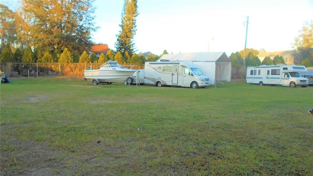 待售: $195,000 (2 贝兹, 2 浴室, 1080 平方英尺)