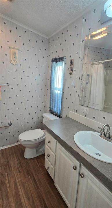 待售: $195,000 (2 贝兹, 2 浴室, 1080 平方英尺)