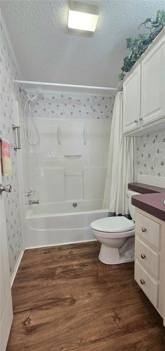 待售: $195,000 (2 贝兹, 2 浴室, 1080 平方英尺)