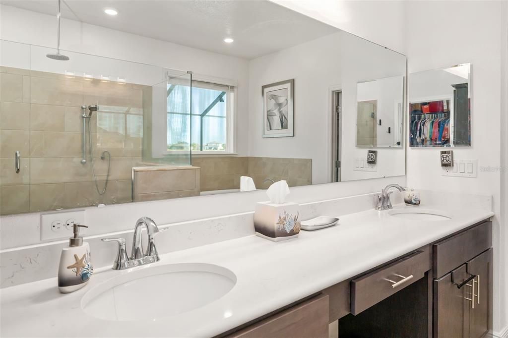 For Sale: $1,000,000 (4 beds, 4 baths, 3542 Square Feet)