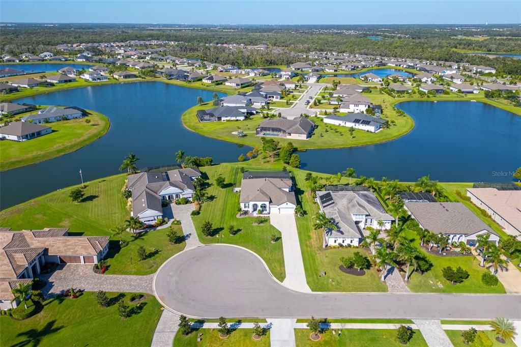 For Sale: $1,000,000 (4 beds, 4 baths, 3542 Square Feet)