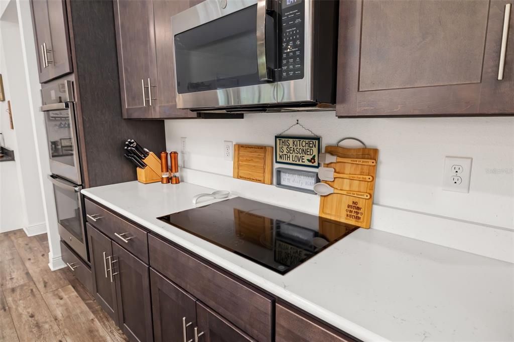 For Sale: $1,000,000 (4 beds, 4 baths, 3542 Square Feet)