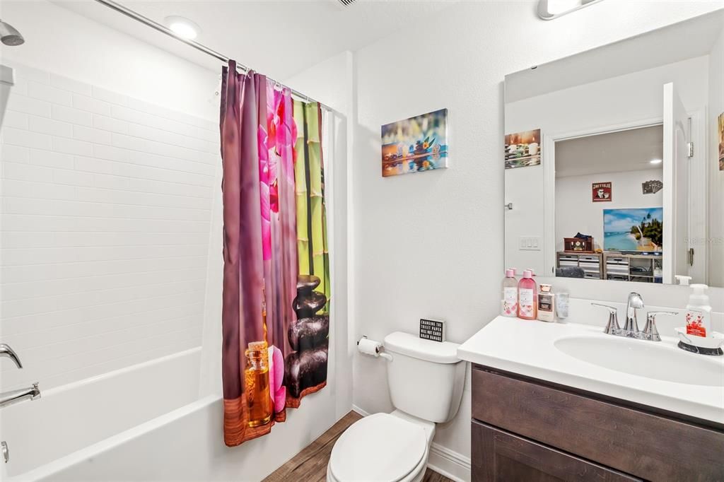 For Sale: $1,000,000 (4 beds, 4 baths, 3542 Square Feet)