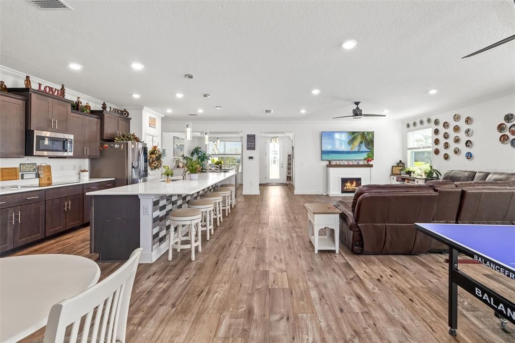 For Sale: $1,000,000 (4 beds, 4 baths, 3542 Square Feet)