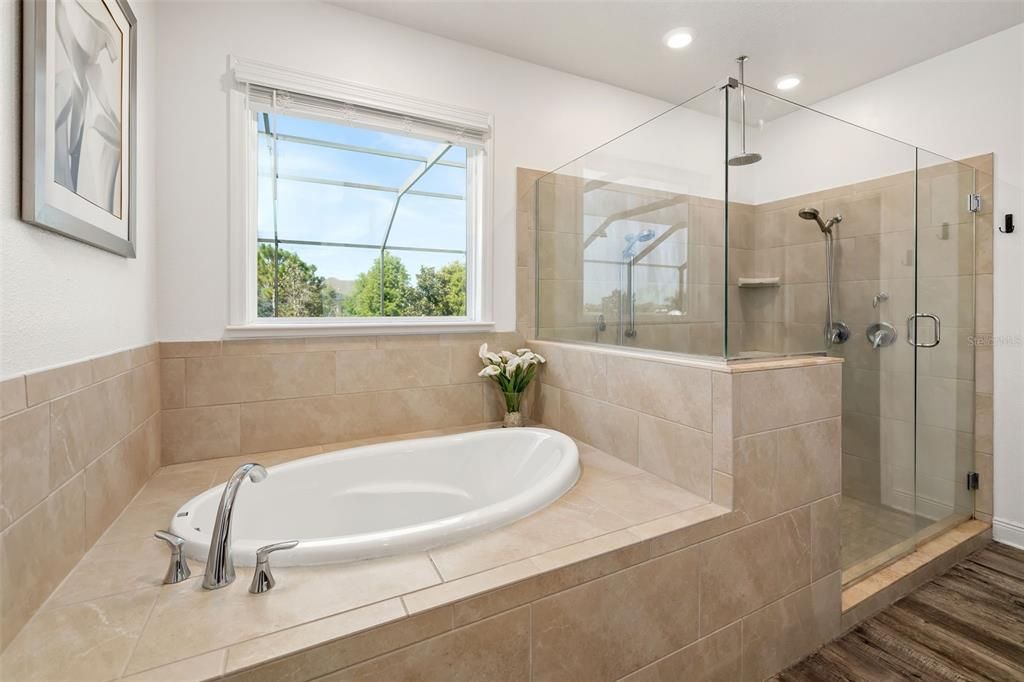 For Sale: $1,000,000 (4 beds, 4 baths, 3542 Square Feet)