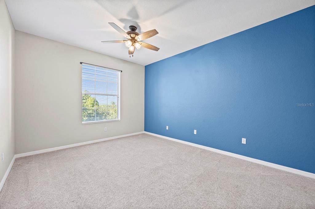 В аренду: $1,700 (3 спален, 2 ванн, 1384 Квадратных фут)