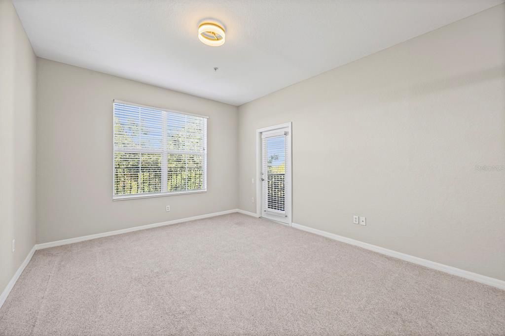 В аренду: $1,700 (3 спален, 2 ванн, 1384 Квадратных фут)