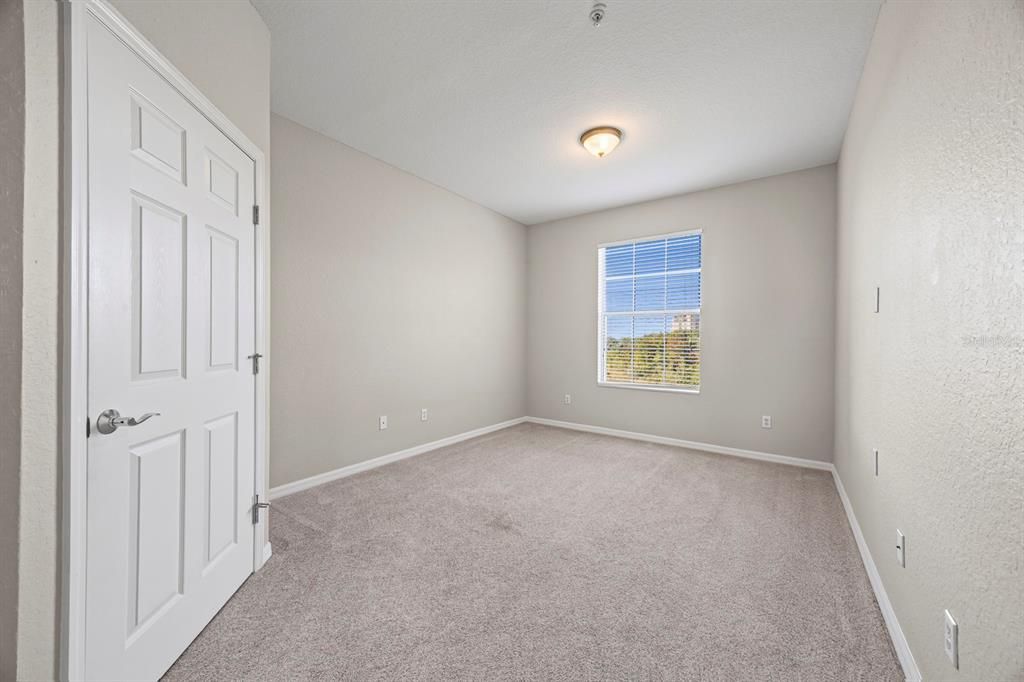 В аренду: $1,700 (3 спален, 2 ванн, 1384 Квадратных фут)