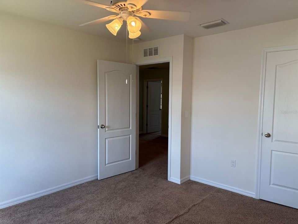 For Sale: $359,900 (4 beds, 2 baths, 2505 Square Feet)