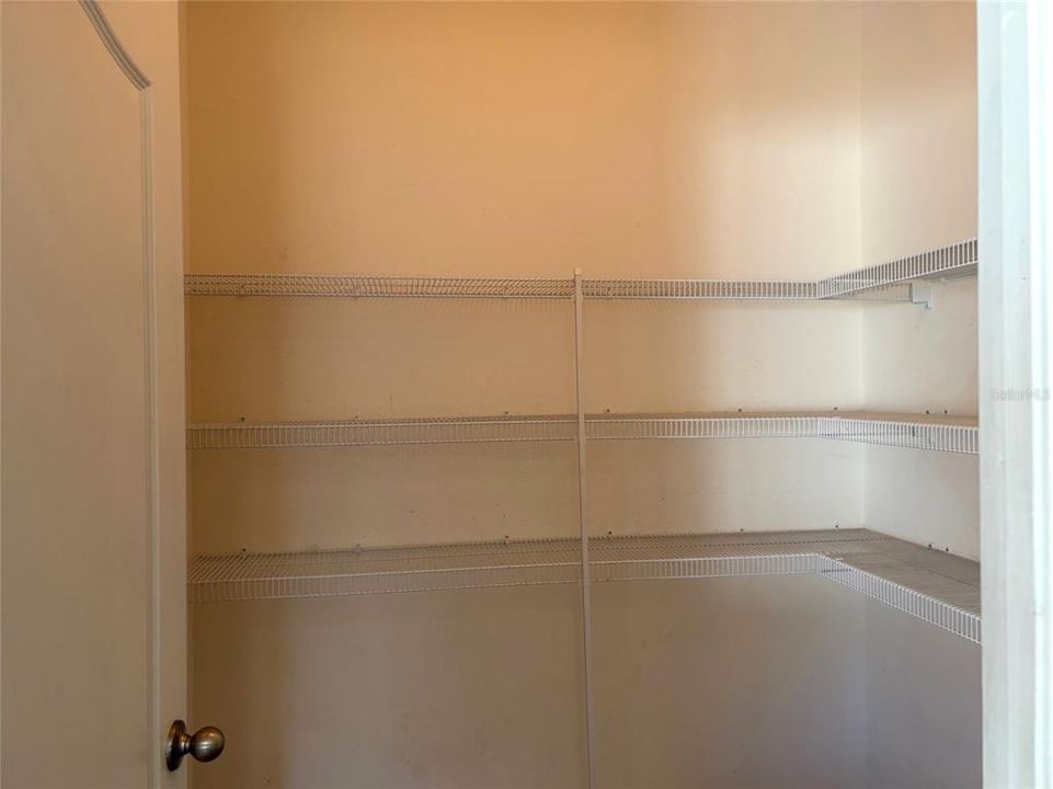 For Sale: $359,900 (4 beds, 2 baths, 2505 Square Feet)