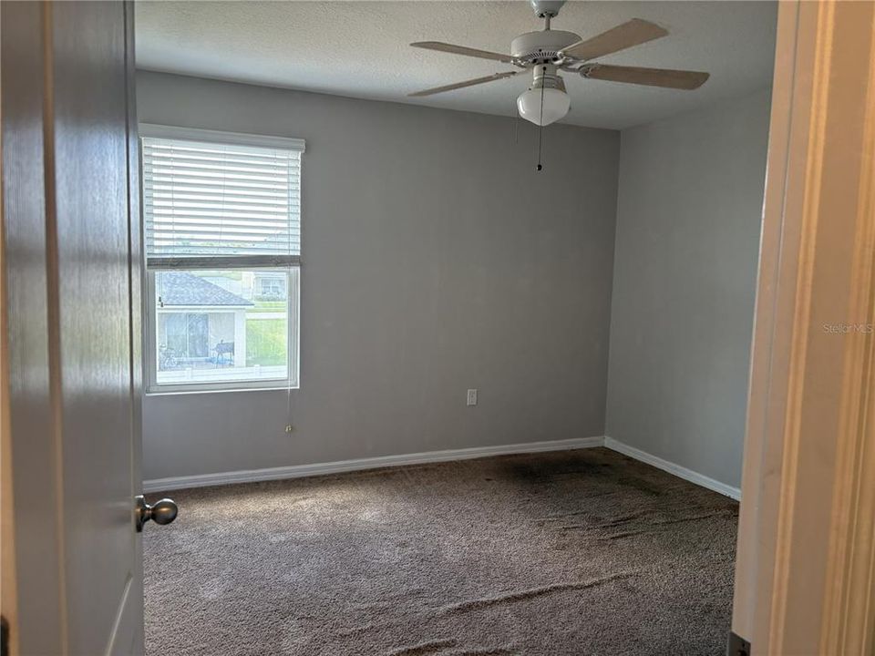 For Sale: $359,900 (4 beds, 2 baths, 2505 Square Feet)