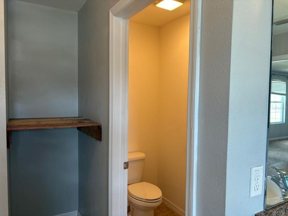 For Sale: $359,900 (4 beds, 2 baths, 2505 Square Feet)