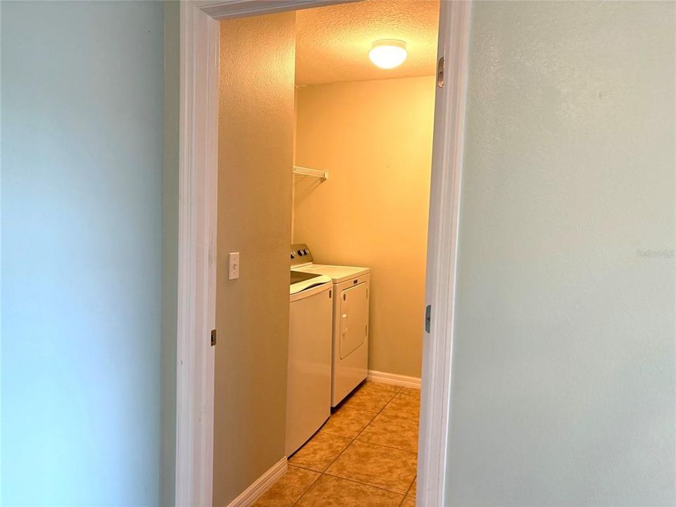 For Sale: $359,900 (4 beds, 2 baths, 2505 Square Feet)