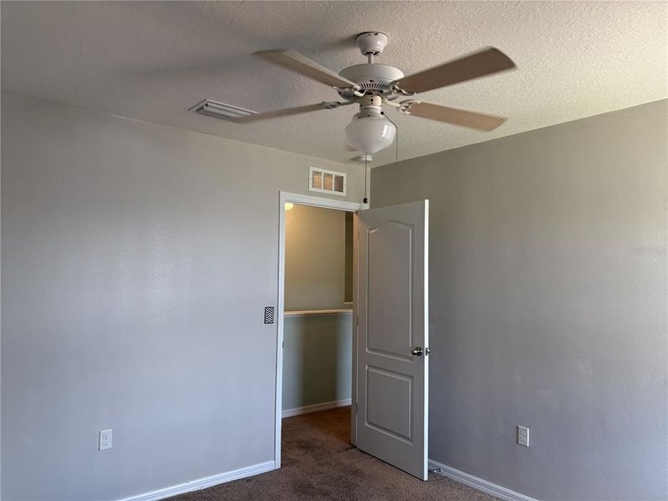 For Sale: $359,900 (4 beds, 2 baths, 2505 Square Feet)