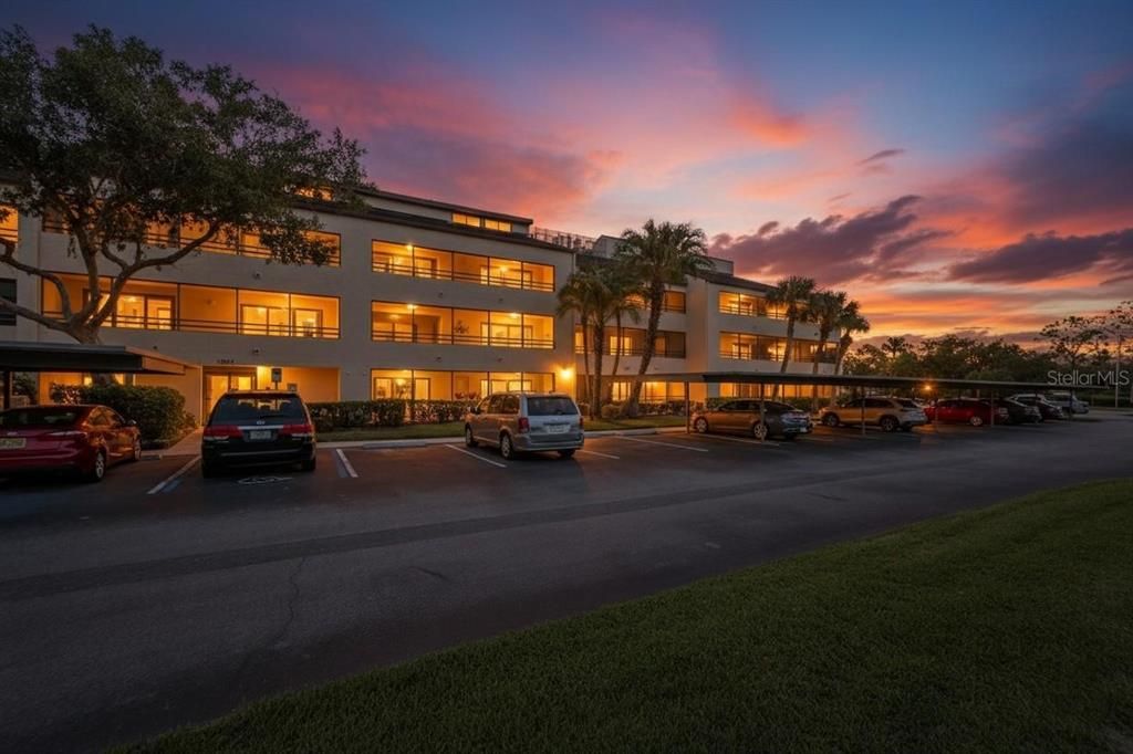 待售: $160,000 (1 贝兹, 1 浴室, 576 平方英尺)