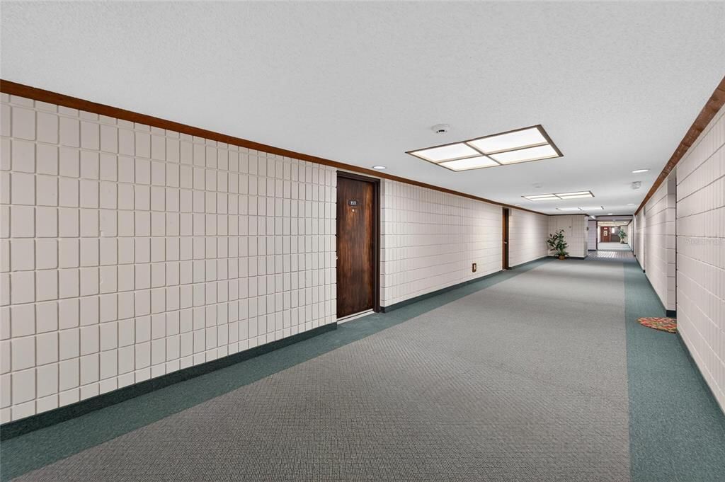 待售: $160,000 (1 贝兹, 1 浴室, 576 平方英尺)