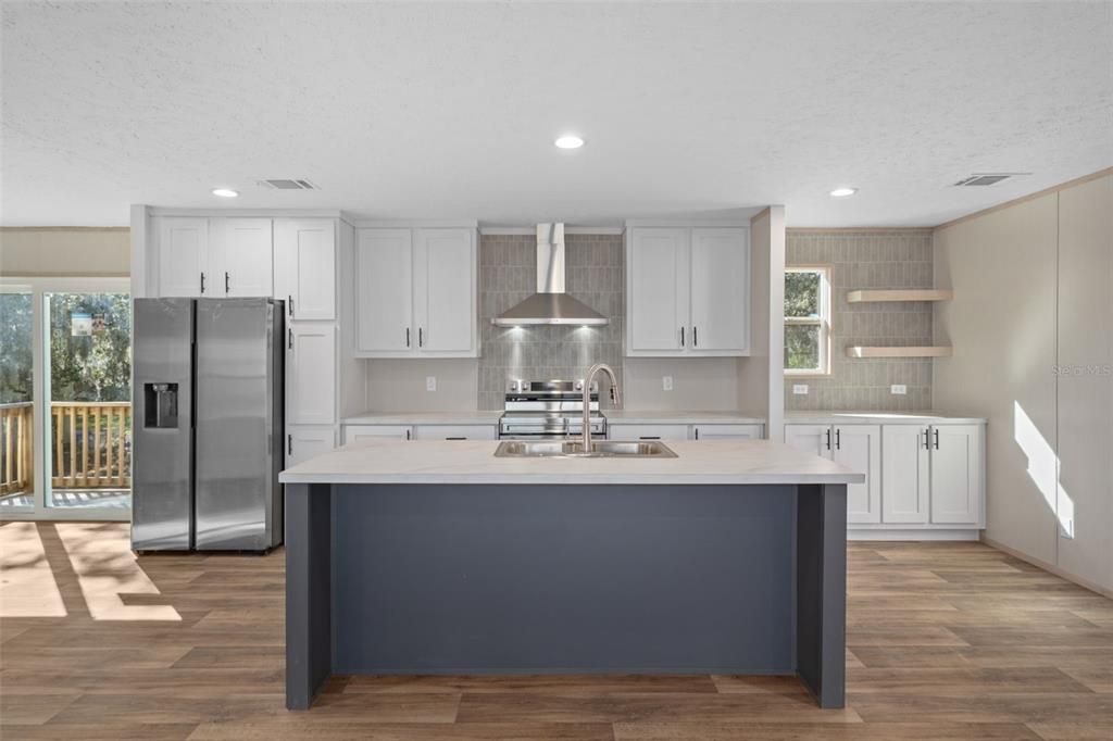 For Sale: $245,000 (3 beds, 2 baths, 1475 Square Feet)