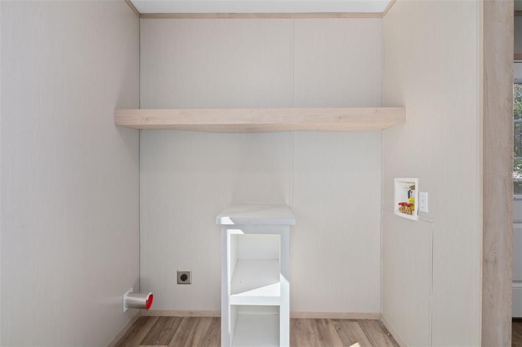 For Sale: $245,000 (3 beds, 2 baths, 1475 Square Feet)