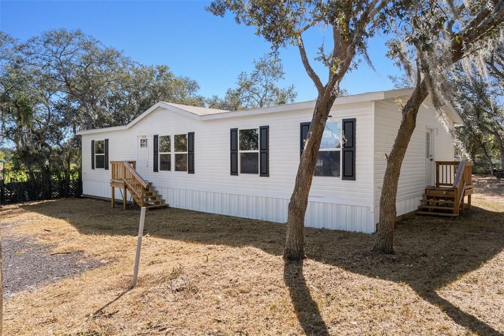 For Sale: $245,000 (3 beds, 2 baths, 1475 Square Feet)