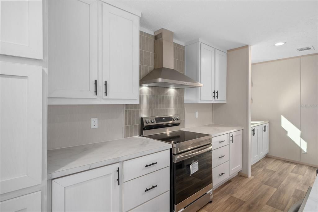 For Sale: $245,000 (3 beds, 2 baths, 1475 Square Feet)