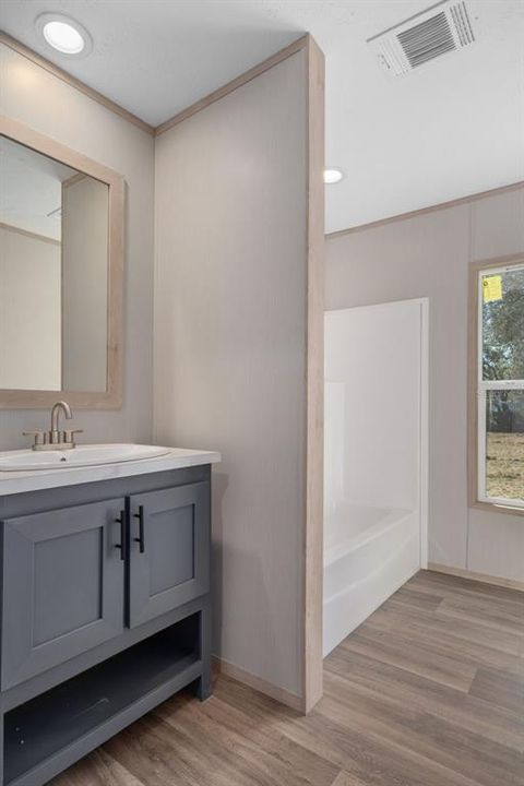 For Sale: $245,000 (3 beds, 2 baths, 1475 Square Feet)