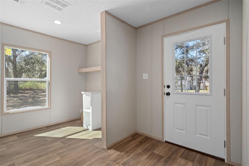 For Sale: $245,000 (3 beds, 2 baths, 1475 Square Feet)