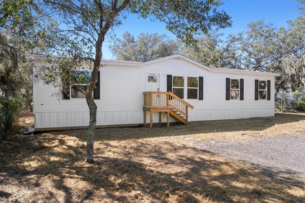 For Sale: $245,000 (3 beds, 2 baths, 1475 Square Feet)