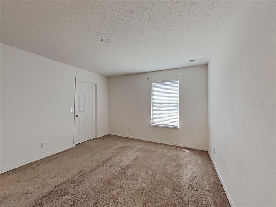 For Rent: $1,750 (3 beds, 2 baths, 1598 Square Feet)