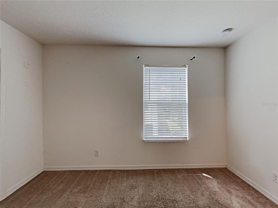 For Rent: $1,750 (3 beds, 2 baths, 1598 Square Feet)