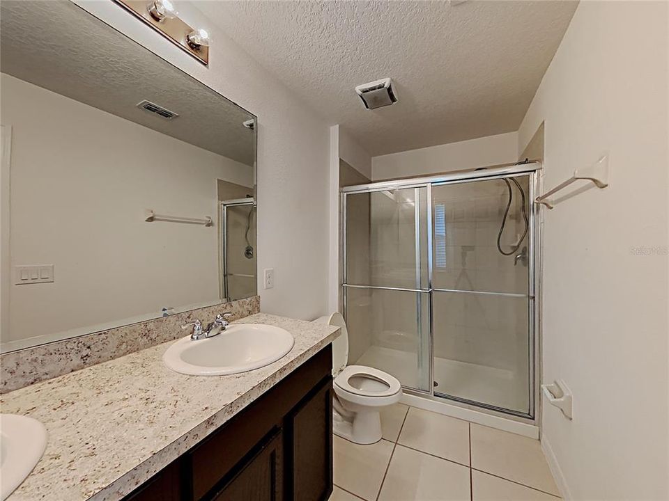 For Rent: $1,750 (3 beds, 2 baths, 1598 Square Feet)