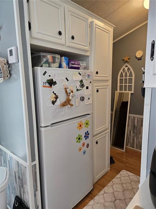 На продажу: $152,500 (2 спален, 1 ванн, 738 Квадратных фут)