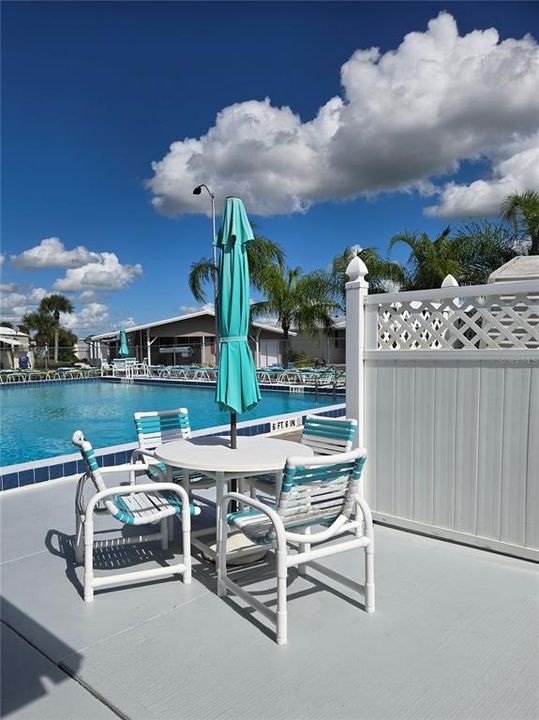 На продажу: $152,500 (2 спален, 1 ванн, 738 Квадратных фут)