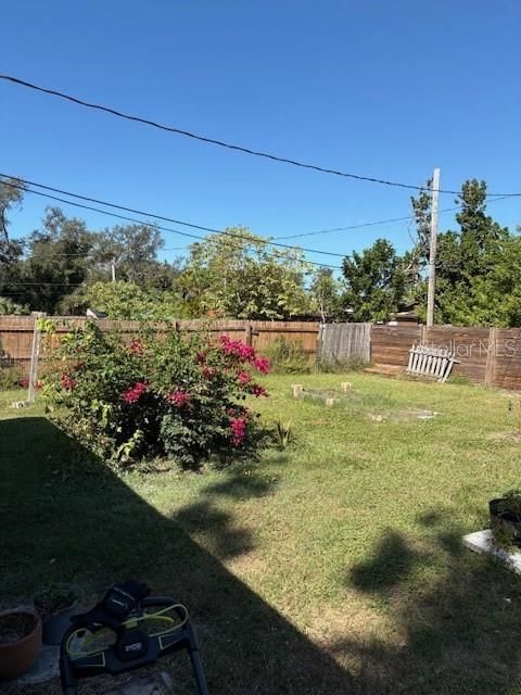 For Sale: $255,000 (3 beds, 2 baths, 1322 Square Feet)