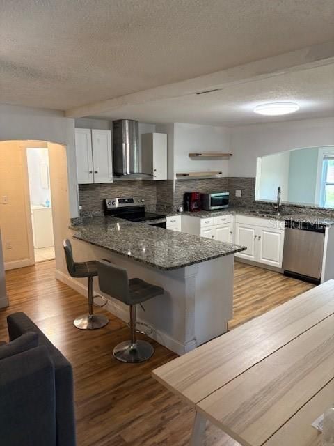 For Sale: $255,000 (3 beds, 2 baths, 1322 Square Feet)