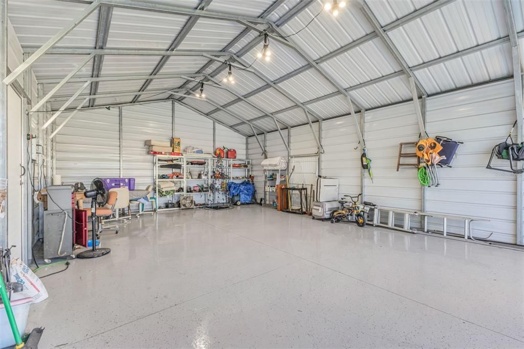 待售: $215,000 (2 贝兹, 2 浴室, 1404 平方英尺)