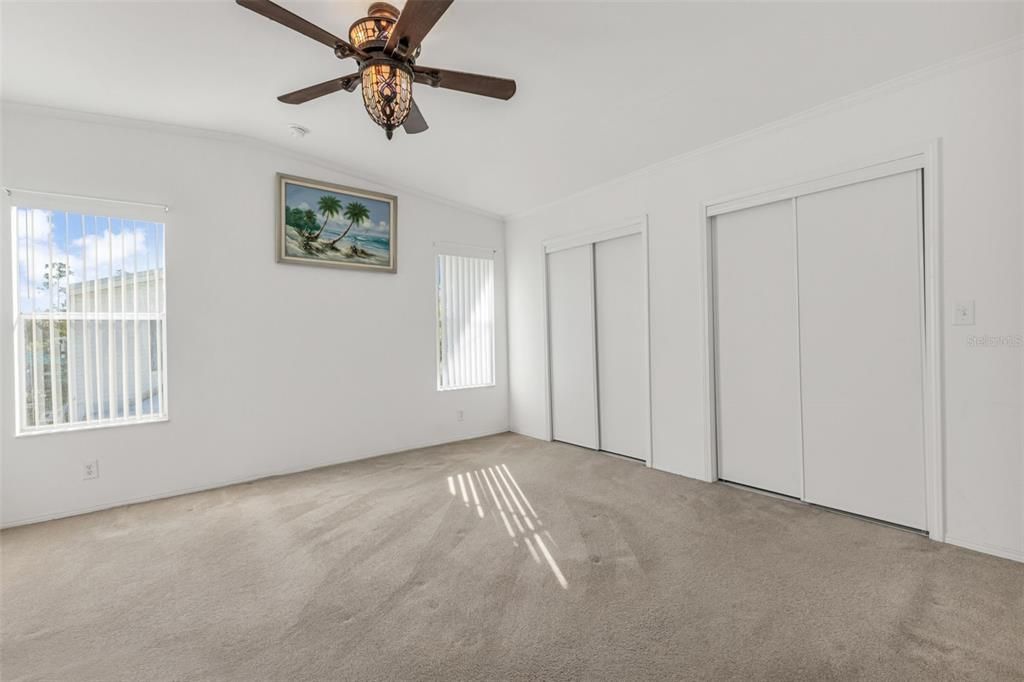 待售: $215,000 (2 贝兹, 2 浴室, 1404 平方英尺)