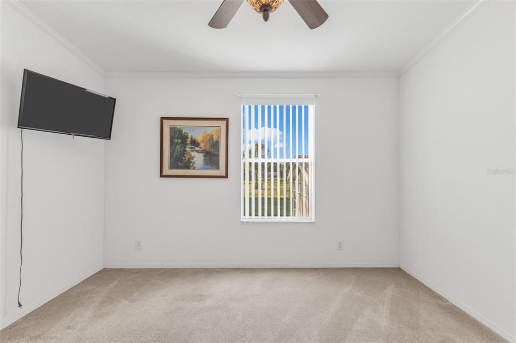 待售: $215,000 (2 贝兹, 2 浴室, 1404 平方英尺)