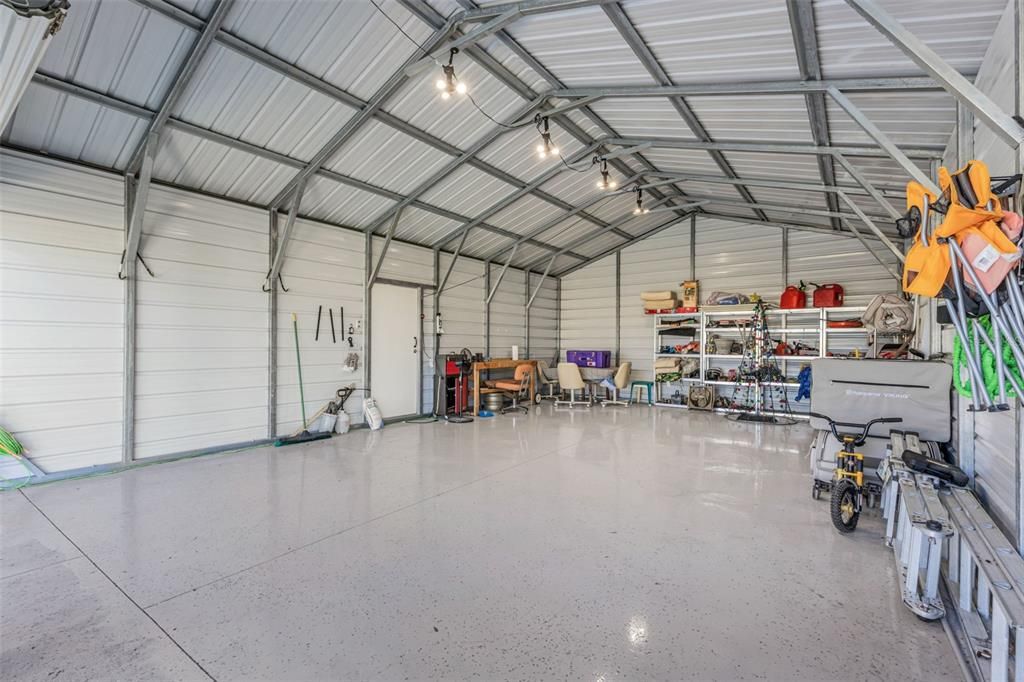 待售: $215,000 (2 贝兹, 2 浴室, 1404 平方英尺)