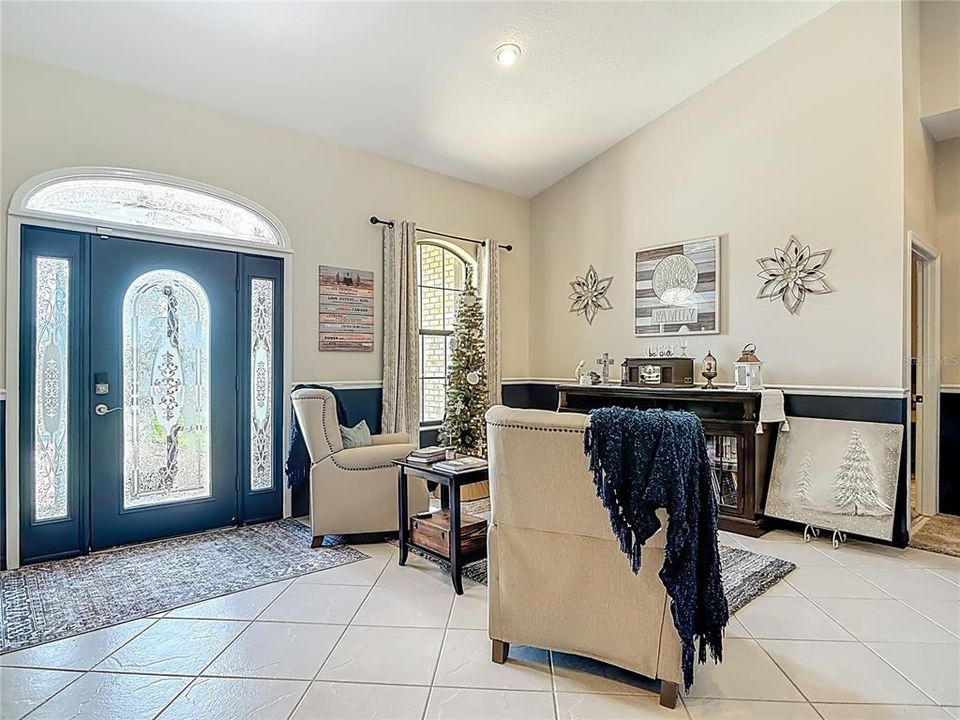 待售: $552,000 (3 贝兹, 2 浴室, 2348 平方英尺)