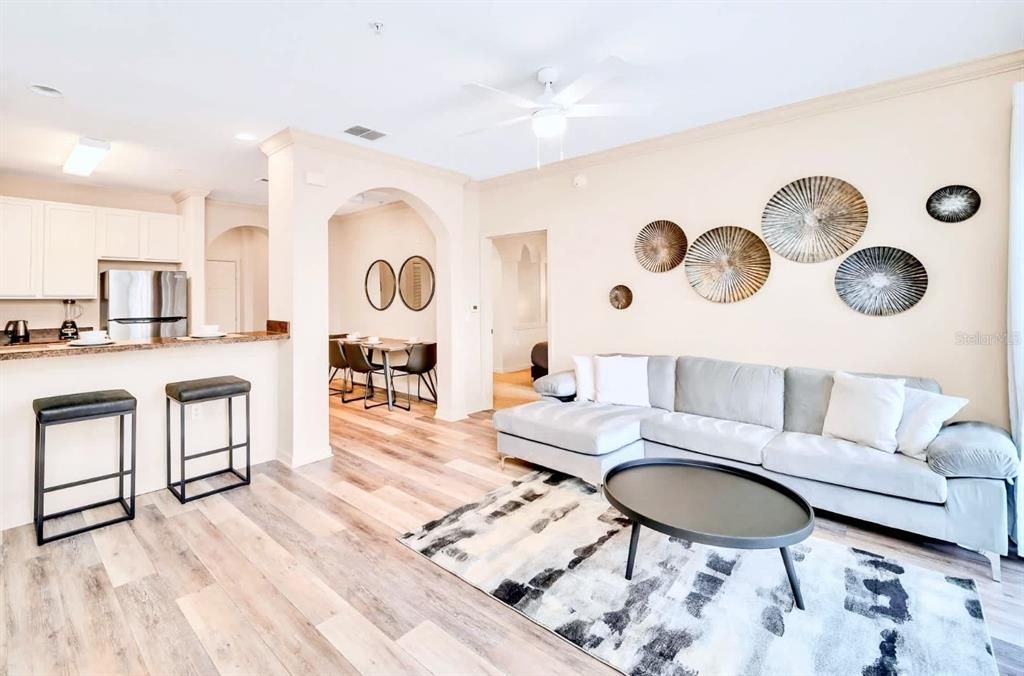 待售: $249,000 (2 贝兹, 2 浴室, 1203 平方英尺)