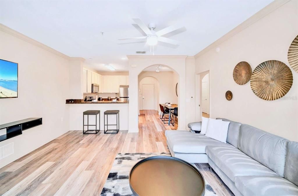 待售: $249,000 (2 贝兹, 2 浴室, 1203 平方英尺)