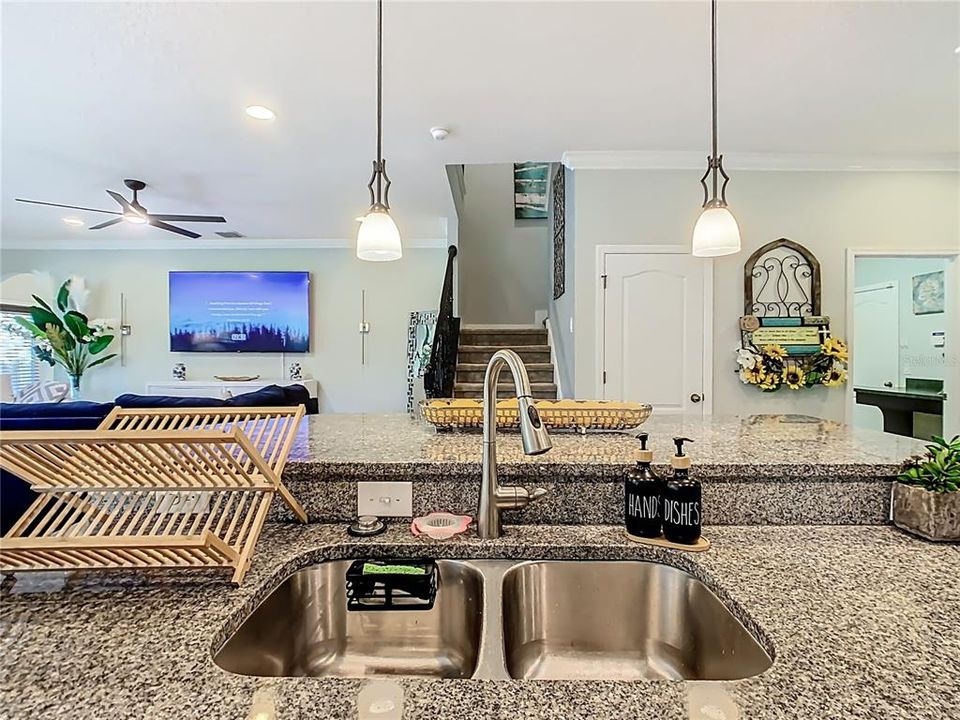 На продажу: $520,000 (5 спален, 4 ванн, 3824 Квадратных фут)