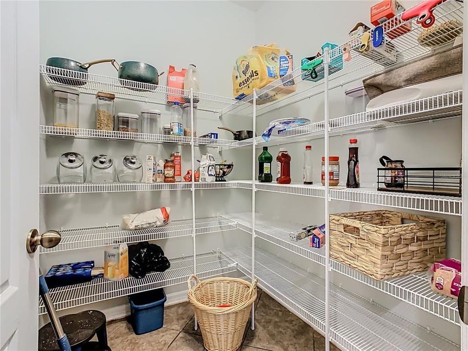 На продажу: $520,000 (5 спален, 4 ванн, 3824 Квадратных фут)