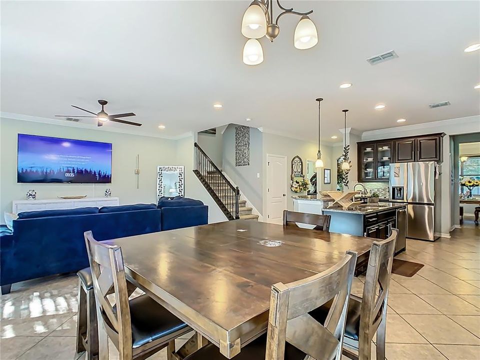 На продажу: $520,000 (5 спален, 4 ванн, 3824 Квадратных фут)