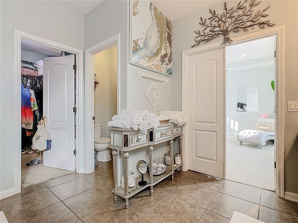 На продажу: $520,000 (5 спален, 4 ванн, 3824 Квадратных фут)