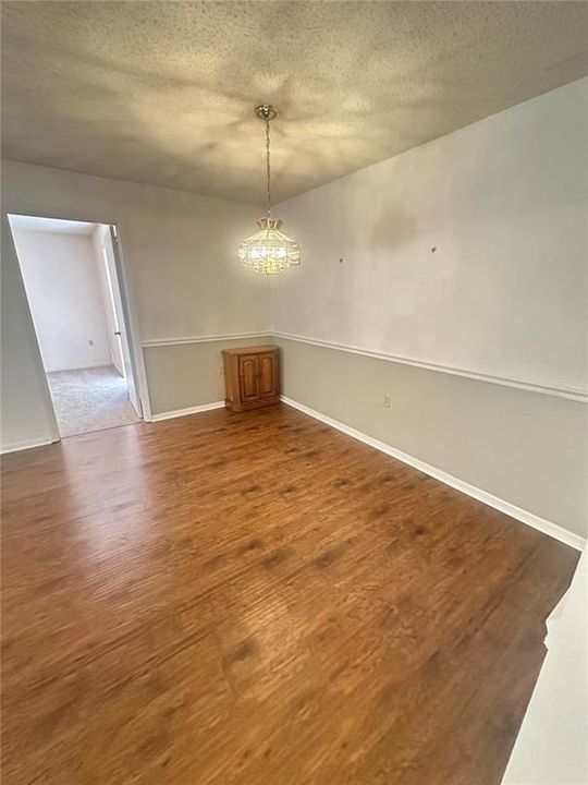 Activo con contrato: $189,500 (2 camas, 2 baños, 1076 Pies cuadrados)