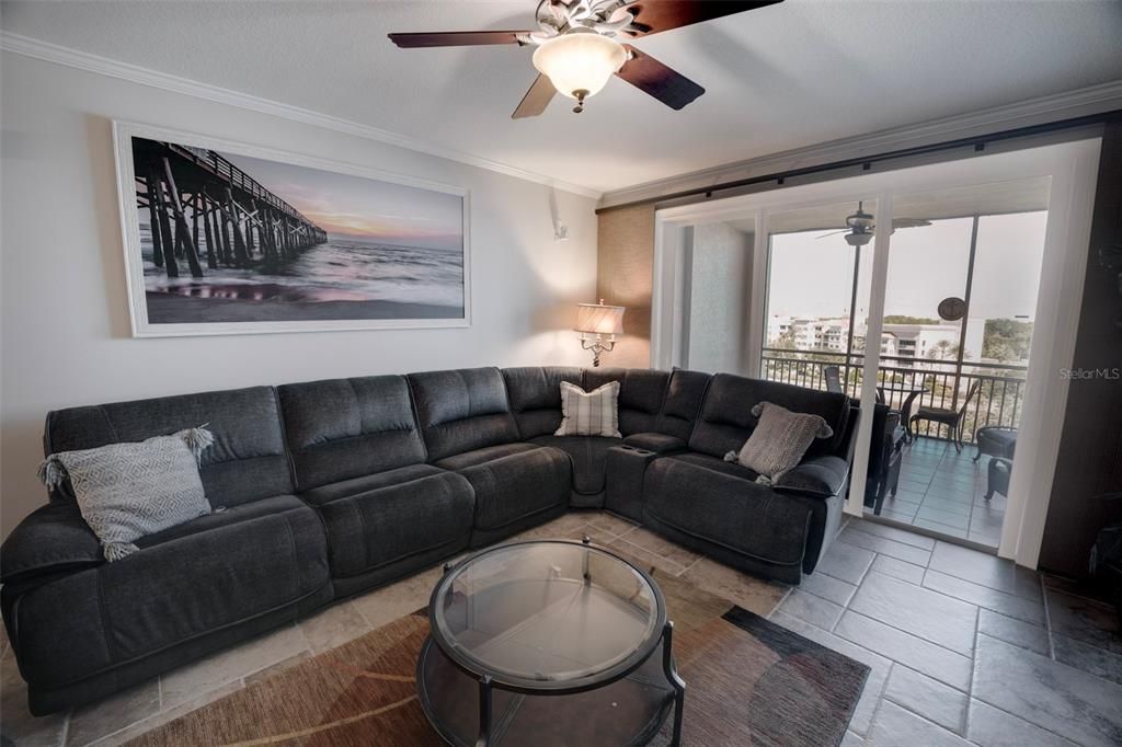 待售: $535,000 (3 贝兹, 2 浴室, 1702 平方英尺)