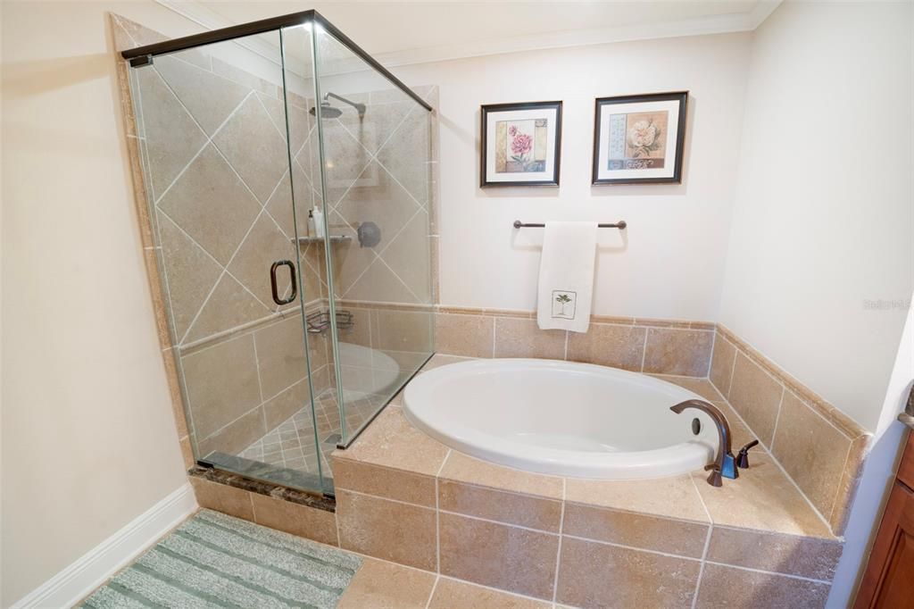 待售: $535,000 (3 贝兹, 2 浴室, 1702 平方英尺)