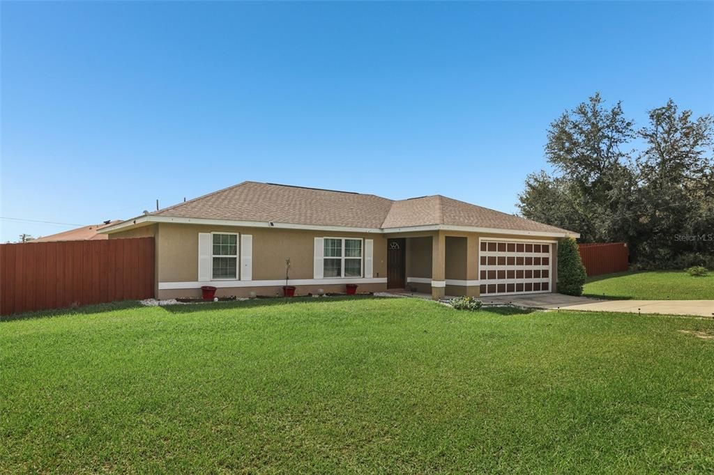 For Sale: $285,000 (3 beds, 2 baths, 1352 Square Feet)